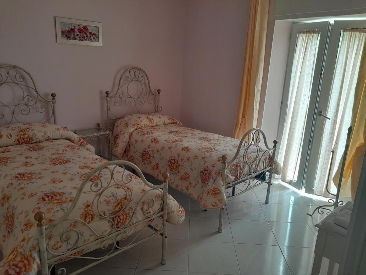 Poggio Bustone Casa San Giacomo מראה חיצוני תמונה