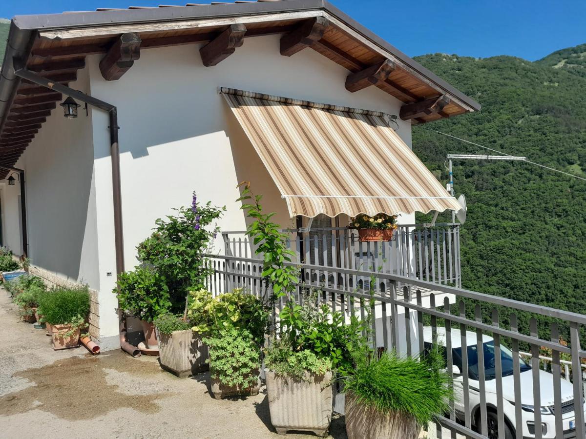 Poggio Bustone Casa San Giacomo מראה חיצוני תמונה
