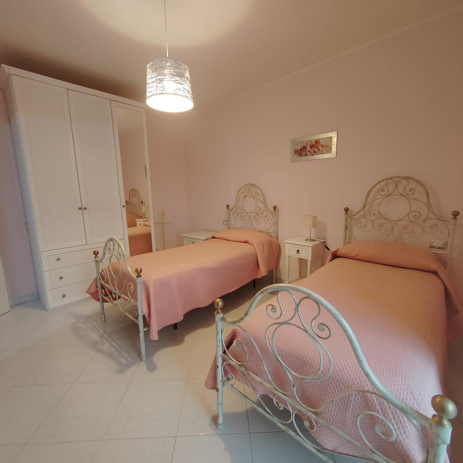 Poggio Bustone Casa San Giacomo מראה חיצוני תמונה