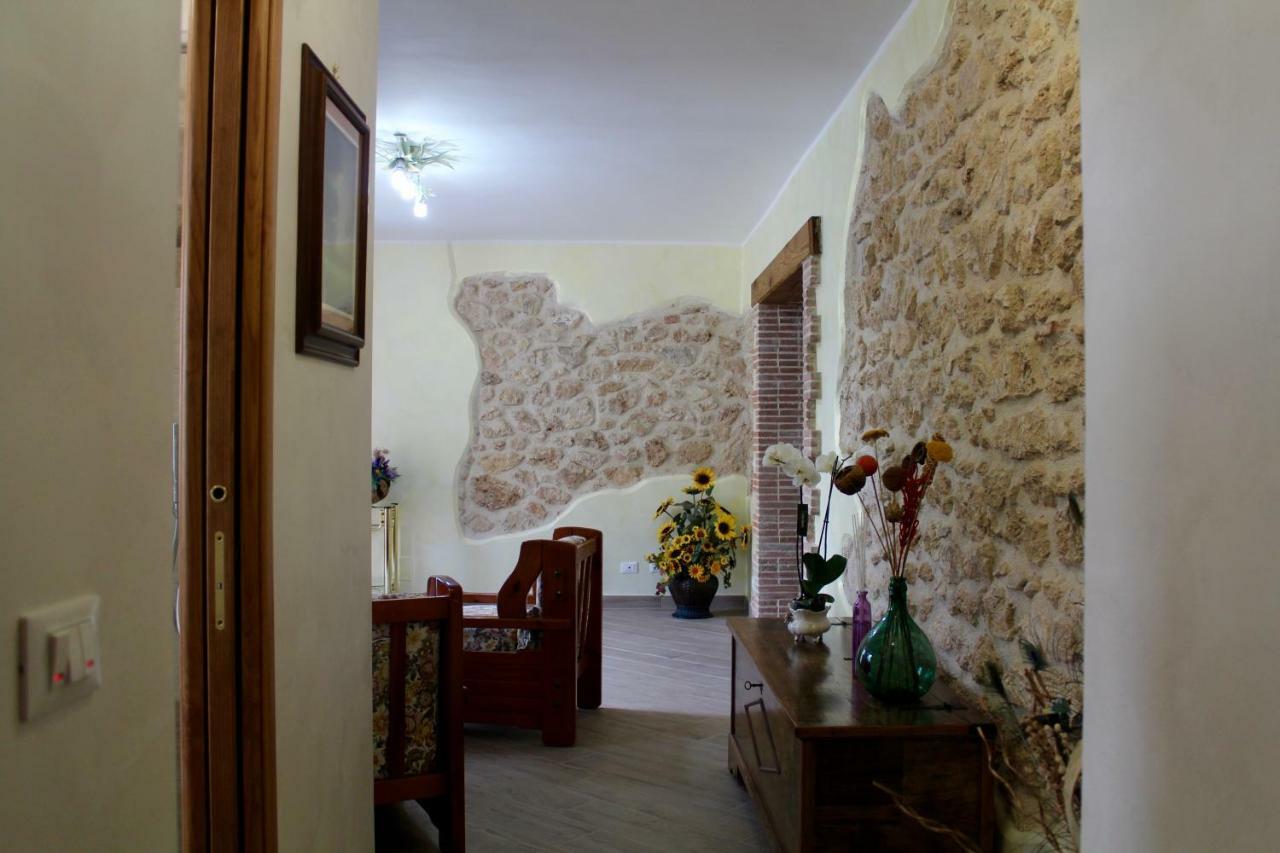 Poggio Bustone Casa San Giacomo מראה חיצוני תמונה